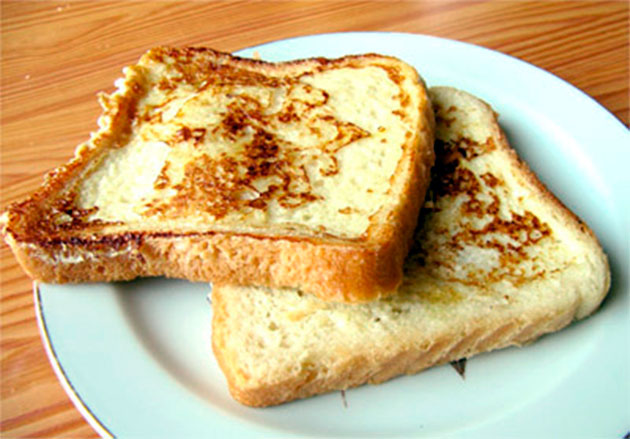 ЯЙЦА с гренками