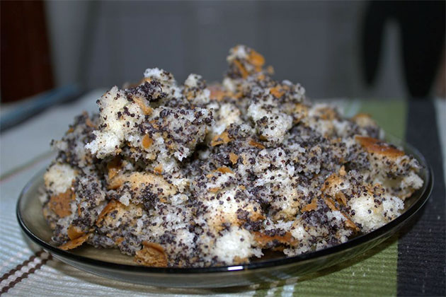 Каравай с маком
