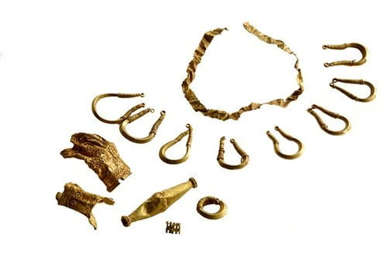 The tunnel discovered by archaeologists leads to Cleopatra's tomb?
