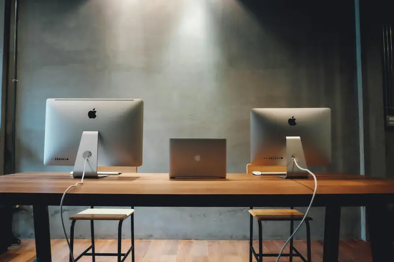 The Rise of AI Agents: a Technological Breakthrough that Threatens Unemployment