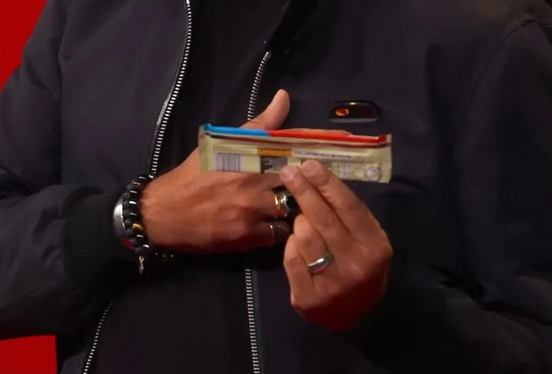 Non-physical smartphone: the technologies of the future are already here.