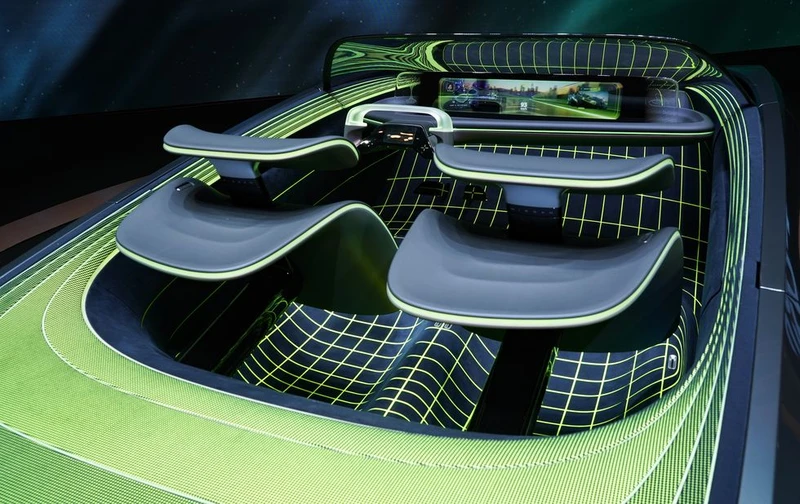 Nissan has unveiled a new electric convertible that shines in the dark.