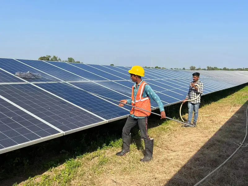 Like five Parises: India will build the largest clean energy power plant in the world.