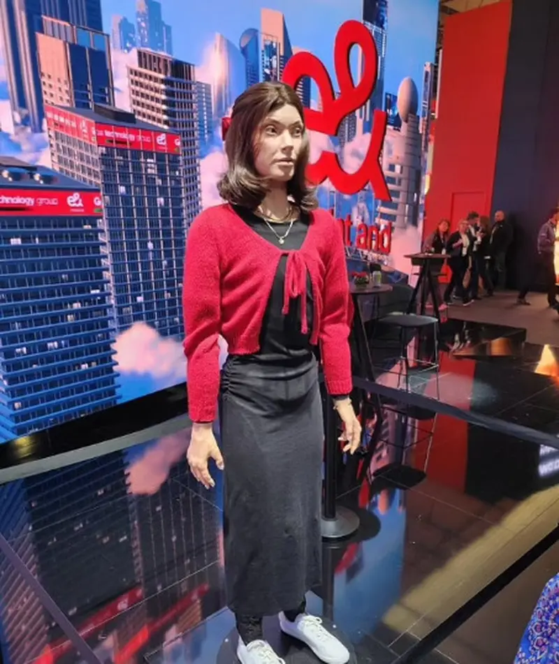 A humanoid robot was asked if AI would take jobs away from people: what was the response?