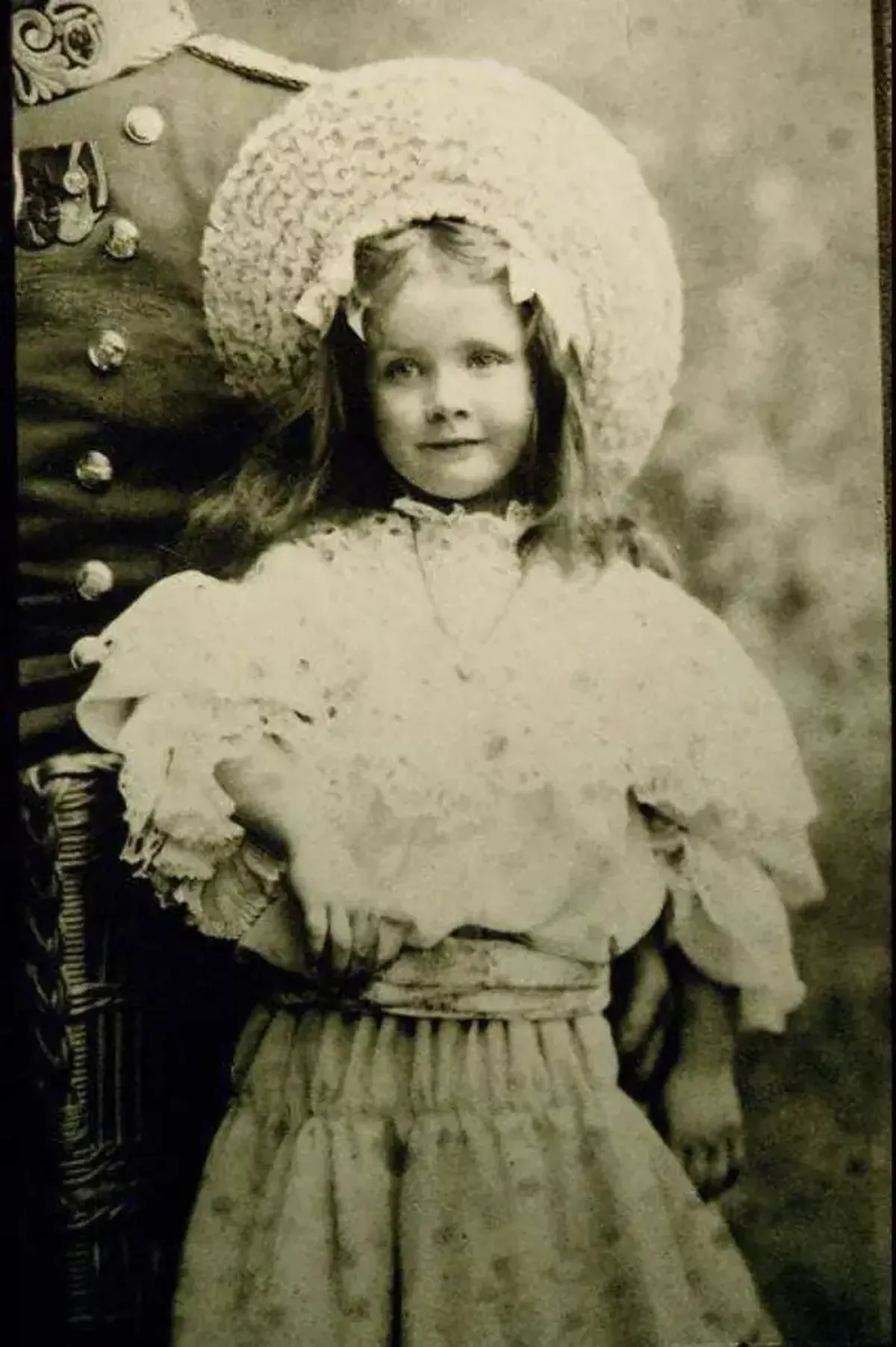 Starring Marlene Dietrich.