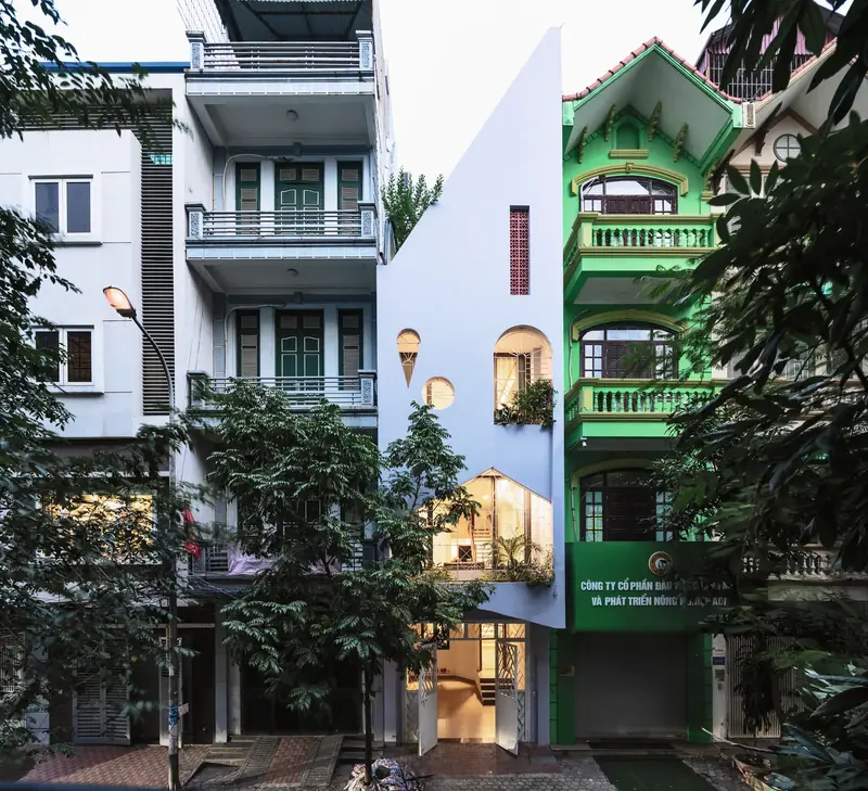 Beautiful and Useful: Seven Amazing Eco-Houses Around the World
