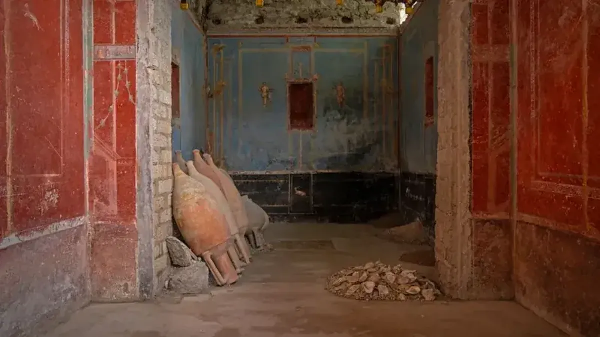 Such discoveries happen once in a hundred years: a luxurious private bath has been uncovered in Pompeii.