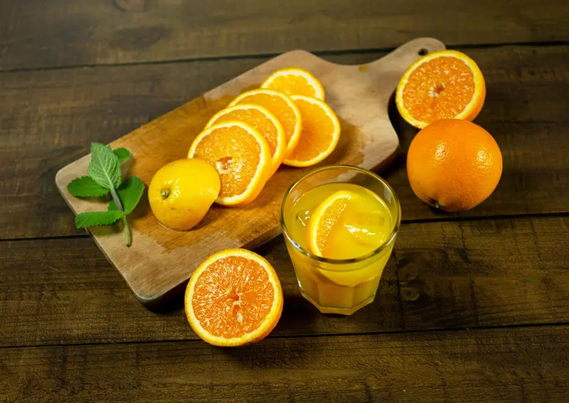 Bananas, oranges, and blackberries: the health benefits of fruits and berries depend on their ripeness.