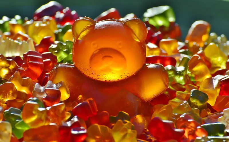 Artificial sweeteners contribute to depression.
