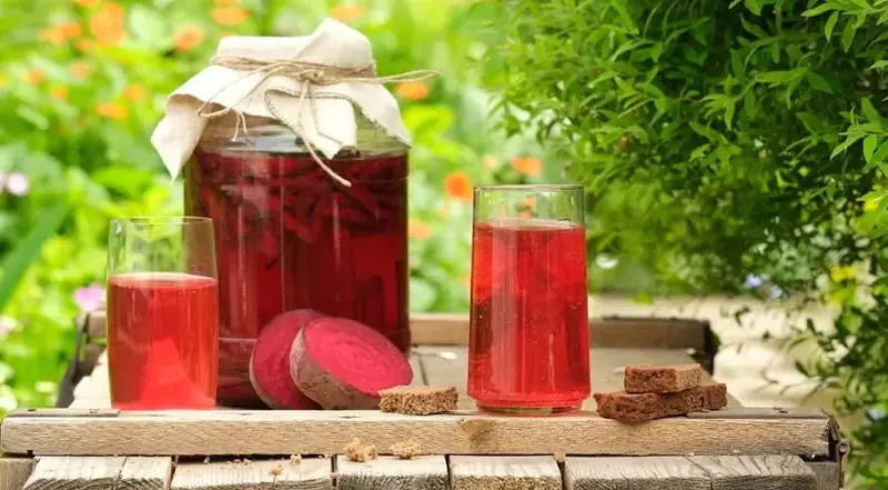 Winter root vegetable with dual purpose: the health benefits of beets and recipe ideas.