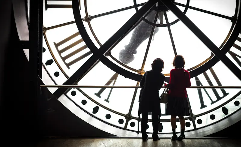 The switch to daylight saving time and back to standard time poses a threat to health, according to experts.