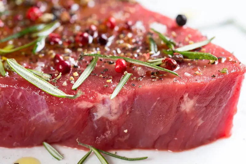 Heart-healthy: The top 6 essential foods for your well-being.