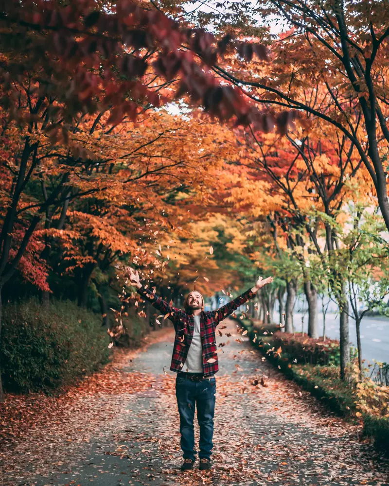 How to Overcome Autumn Blues: A Dozen Simple Tips