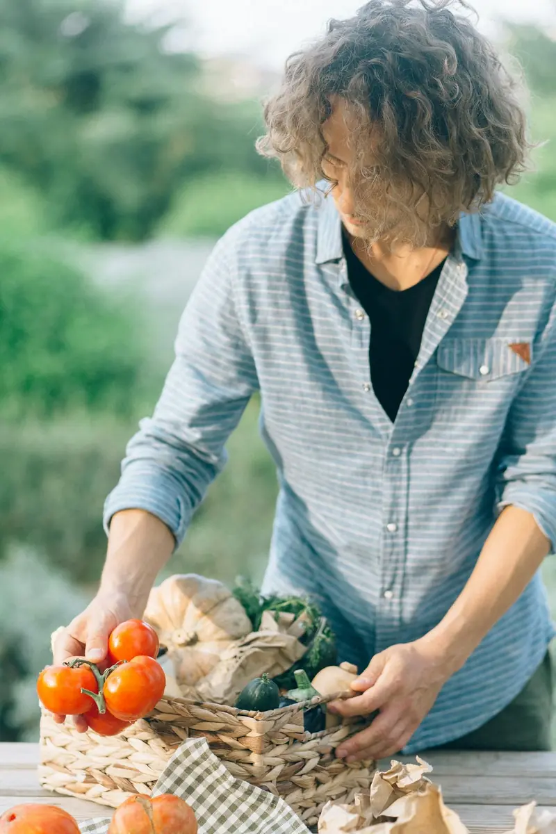 Meat-eating men are more attractive to women than vegetarians.