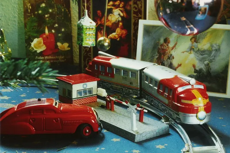 Not a trivial topic: how gifts are bringing us closer to an environmental disaster.