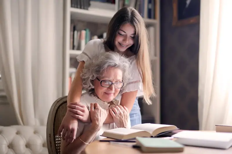 Reading and mathematics slow down brain aging.
