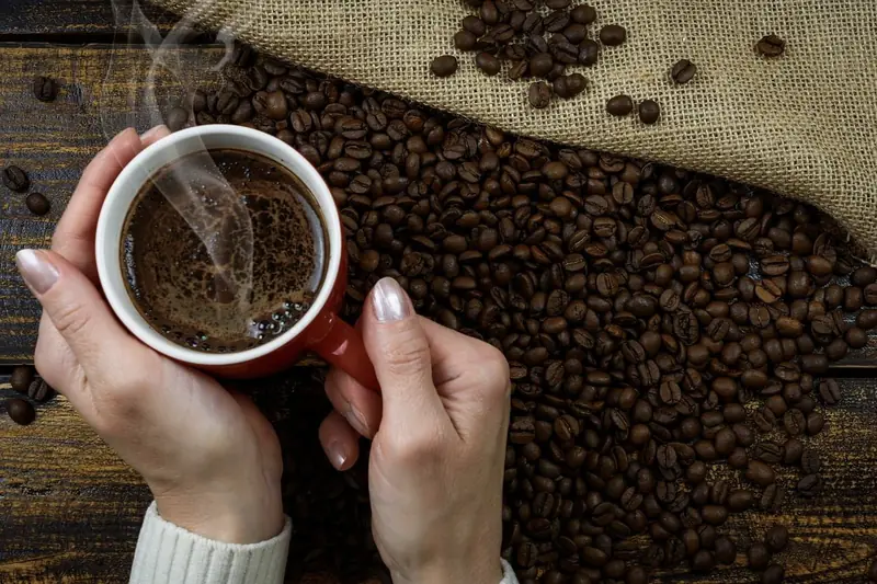 Energizing coffee: the effect of caffeine or placebo?