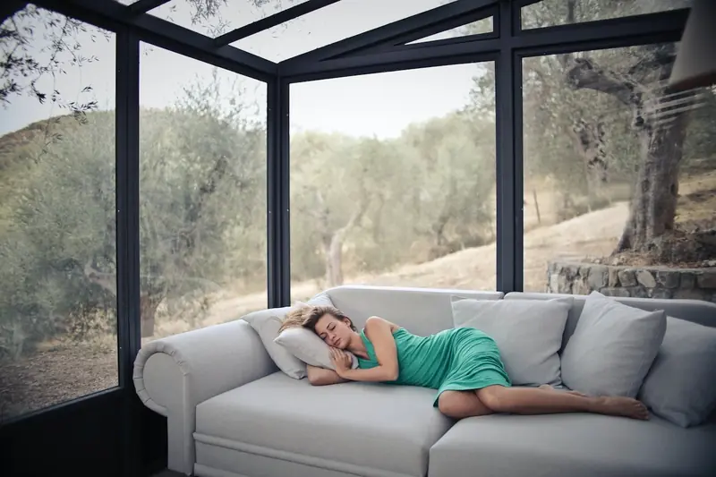 Daytime napping benefits the brain.