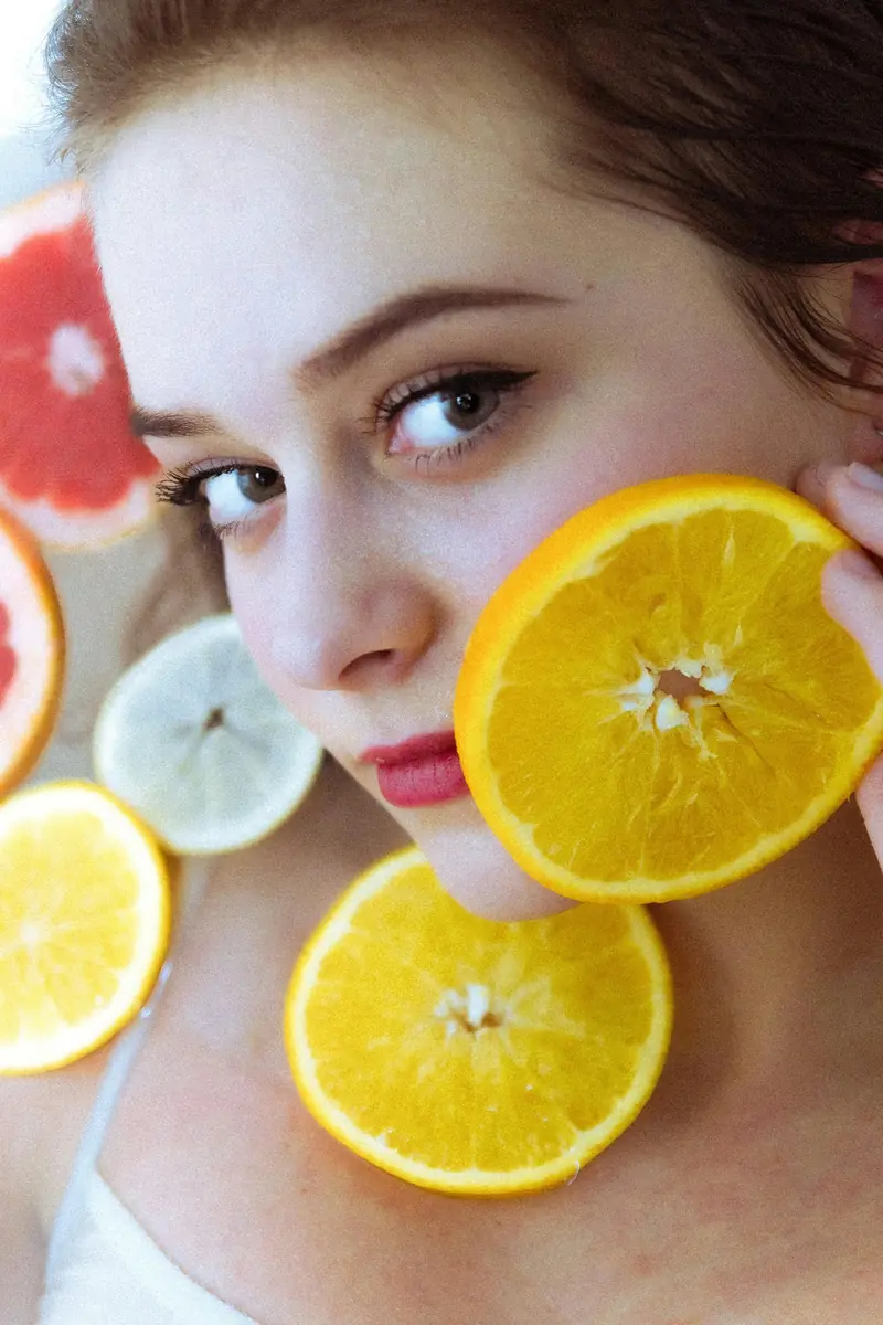 Orange: a protector against vitamin deficiency and anemia.
