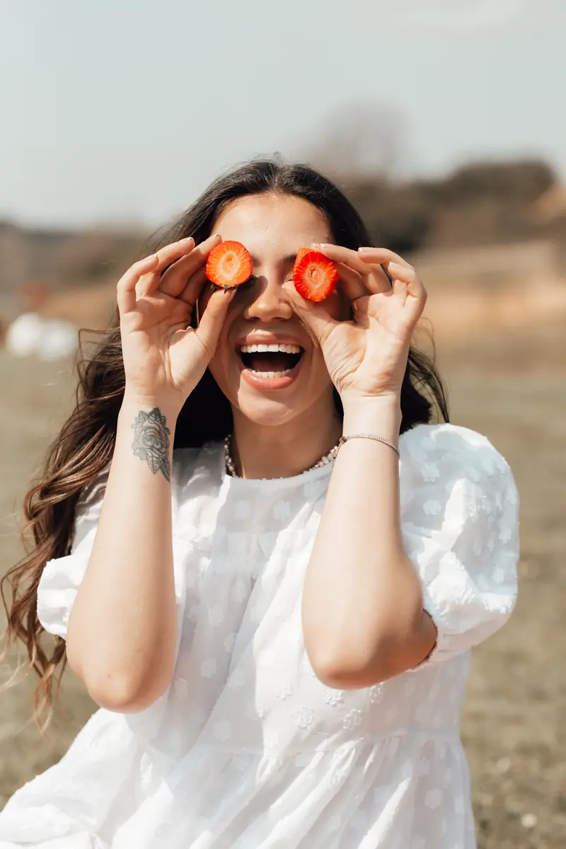 Summer challenges: the skin needs protection.