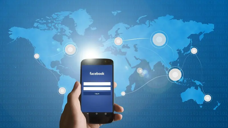 Not just drawbacks: Facebook can be beneficial for health.