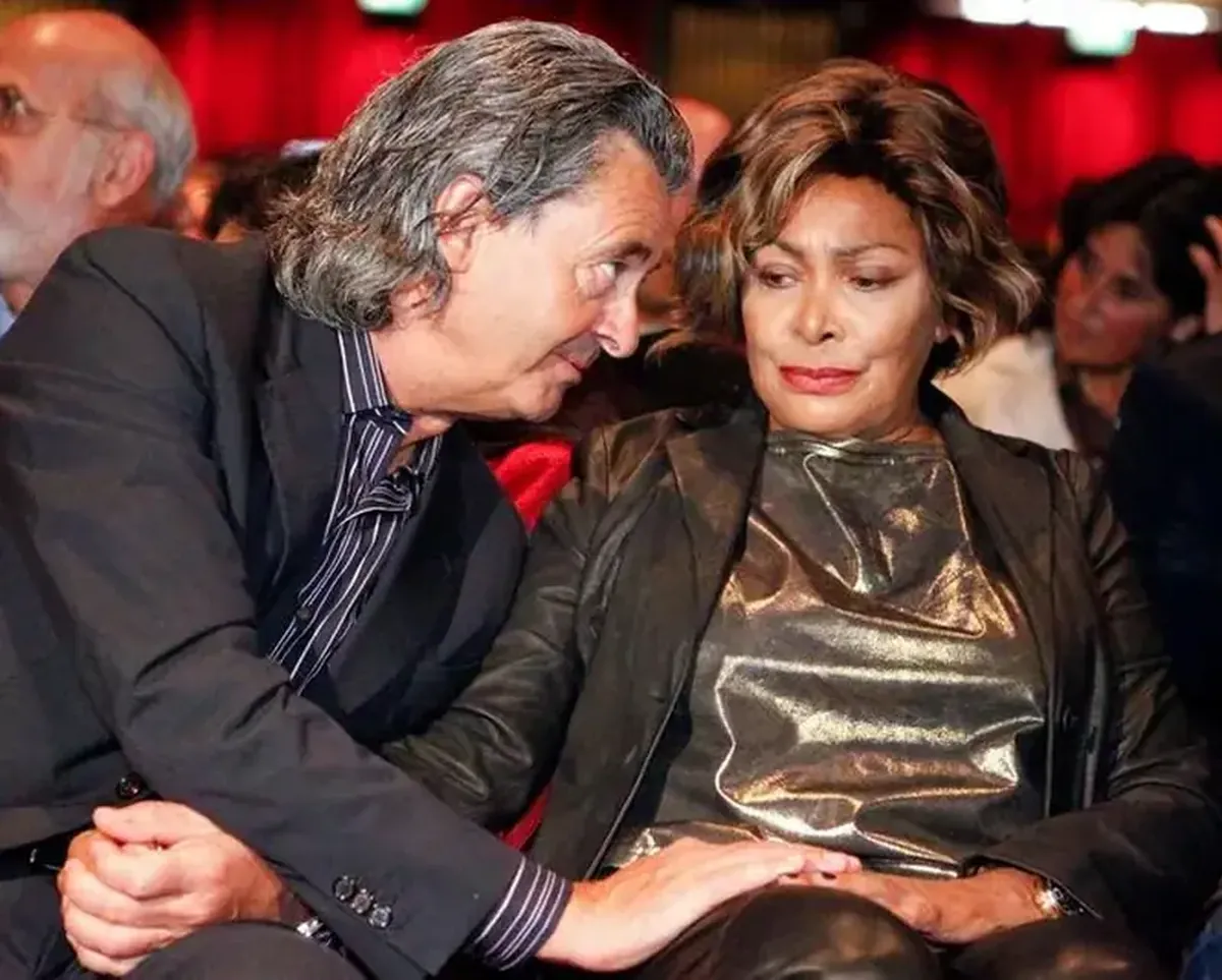 Tina Turner: Simply the Best