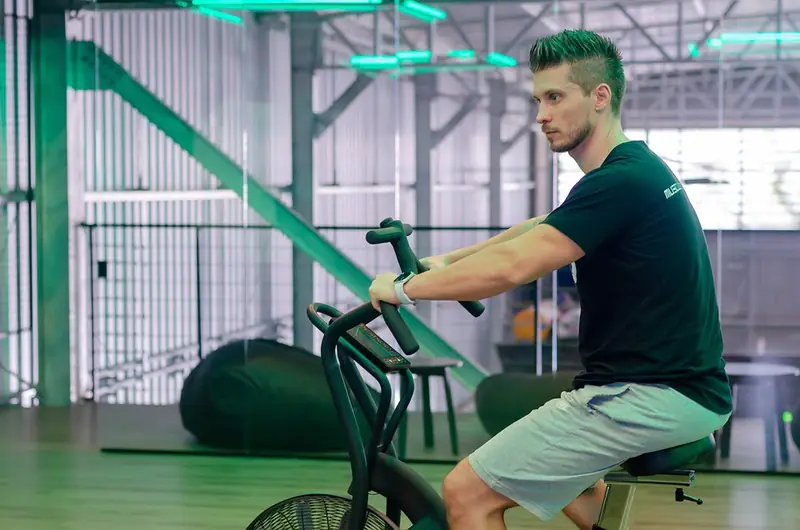 Exercise bike to the rescue: how to quickly reboot your brain after a lack of sleep.