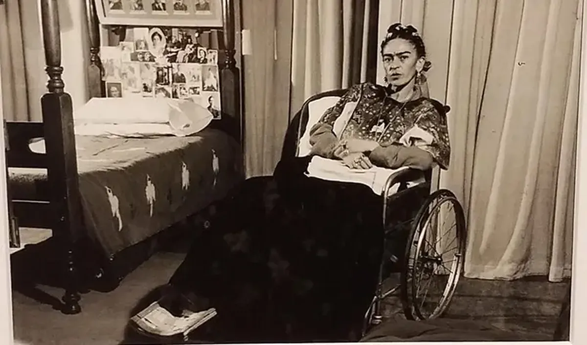 Frida Kahlo: Mexican strawberry with cayenne pepper