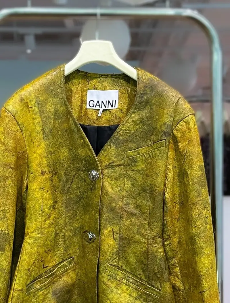 Bacterial cellulose: an alternative to animal leather.