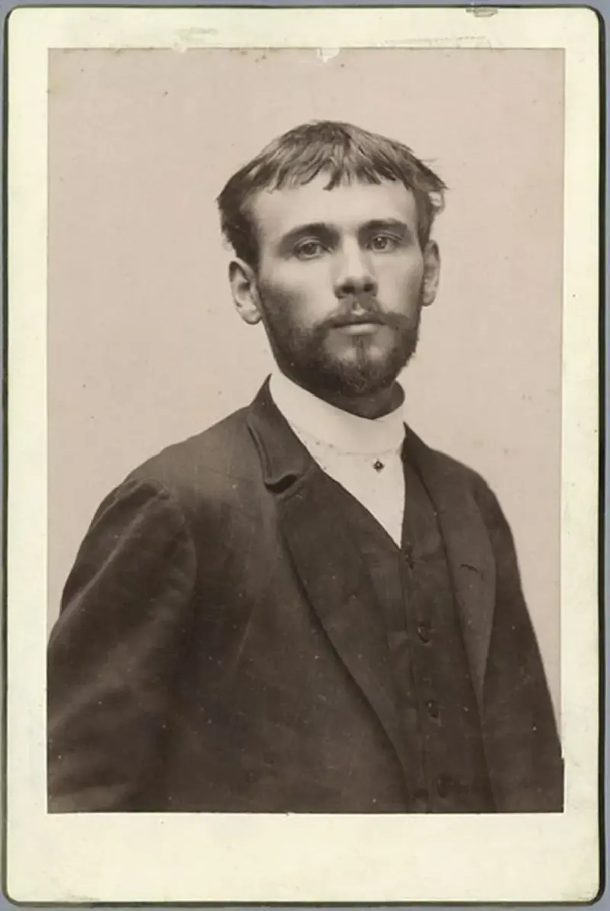 Gustav Klimt: The Rebel of Viennese Modernism