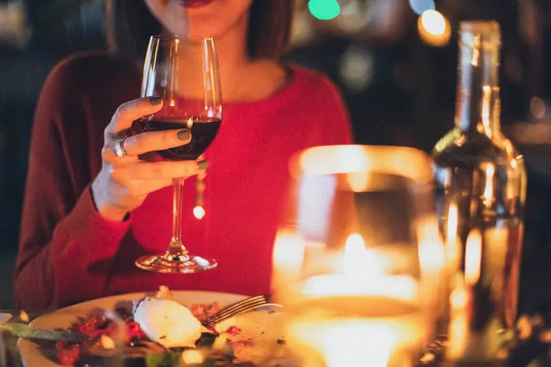 Spanish scientists have recognized that a glass of wine is beneficial for the heart. However, not everyone agrees with this.