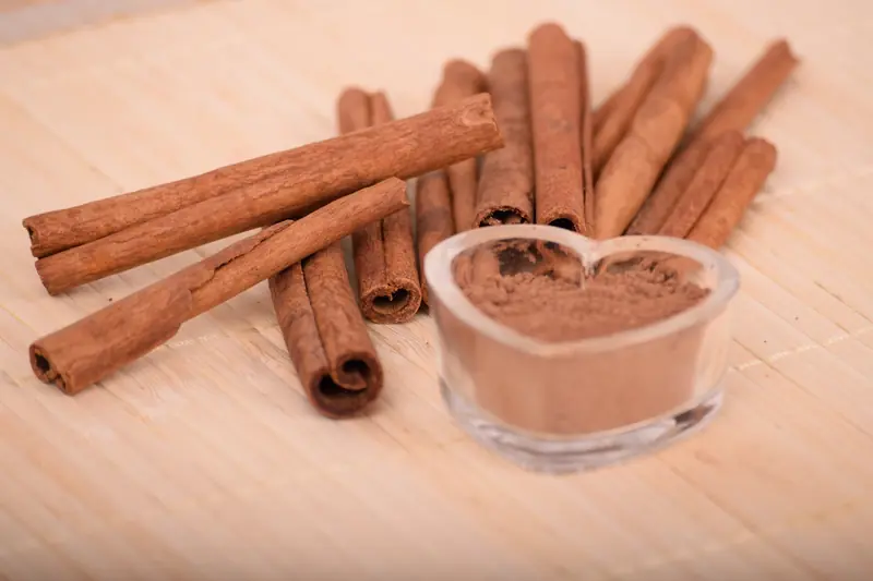 The miraculous spice for the wise: cinnamon enhances memory and attention.