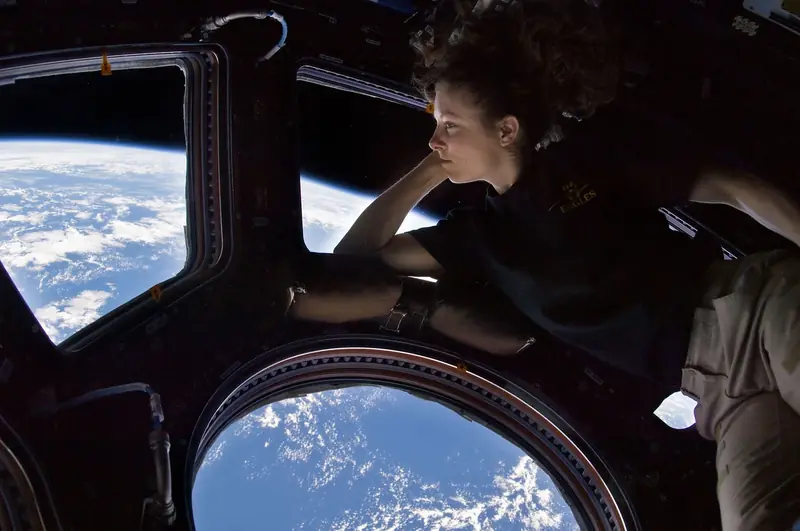 Food in space often has a strange, unpleasant taste. Here's why.