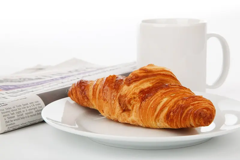 Why do you constantly feel hungry: six main reasons.