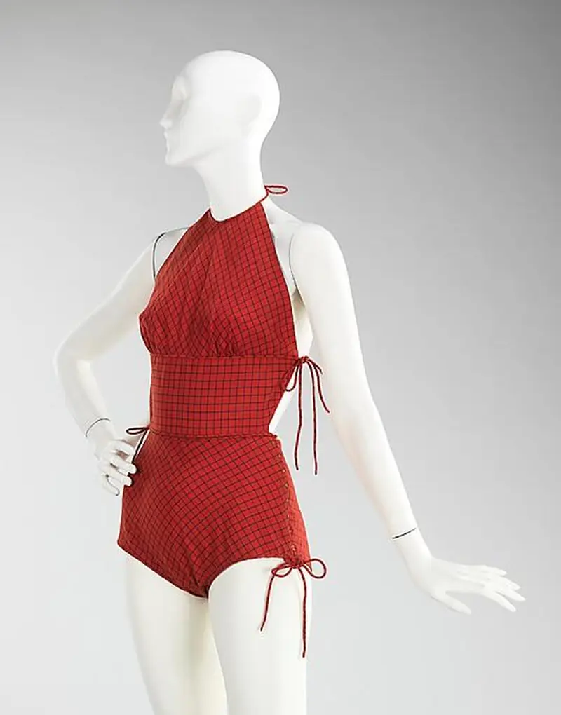 The Evolution of Swimwear: How the Bikini Came to Be