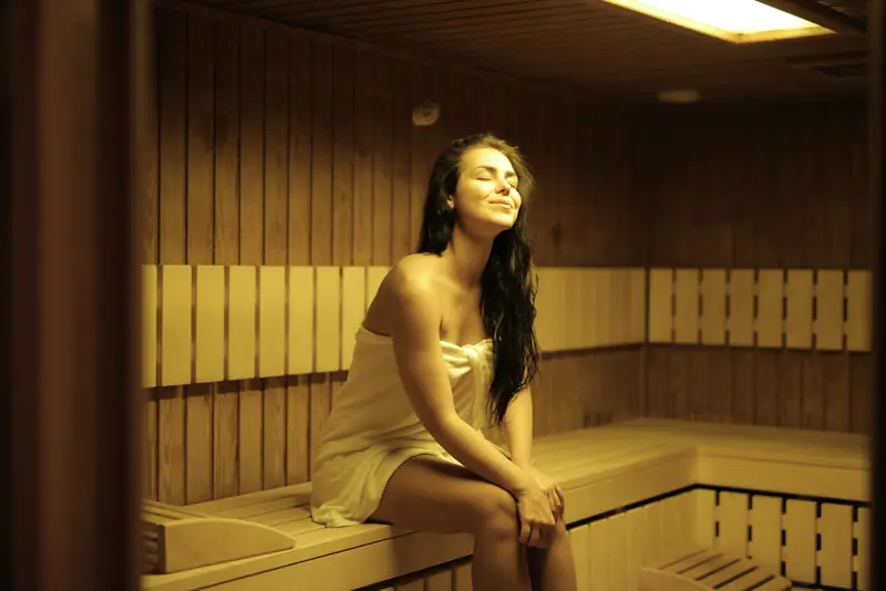 Go to the sauna: when does steam not break bones?