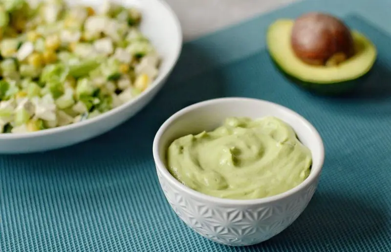 Avocado mayonnaise: egg-free recipe