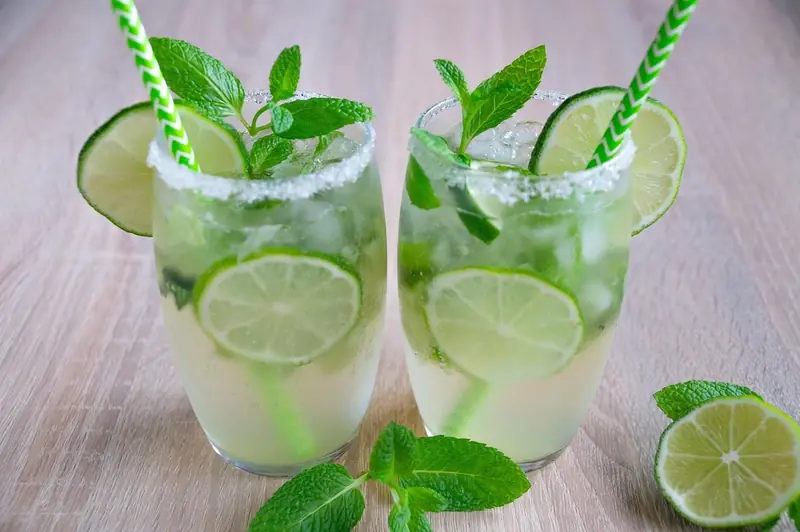 Mint Cocktail: Popular Mojito Recipes