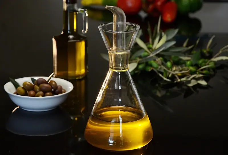 Is it true that olive oil is worse for your figure than other fats?