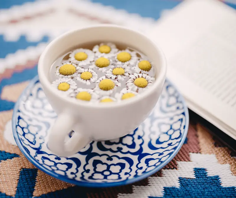 Don't worry: does chamomile tea help to calm you down?
