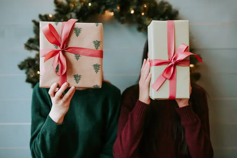 Gift recipients don't like extravagant packaging.