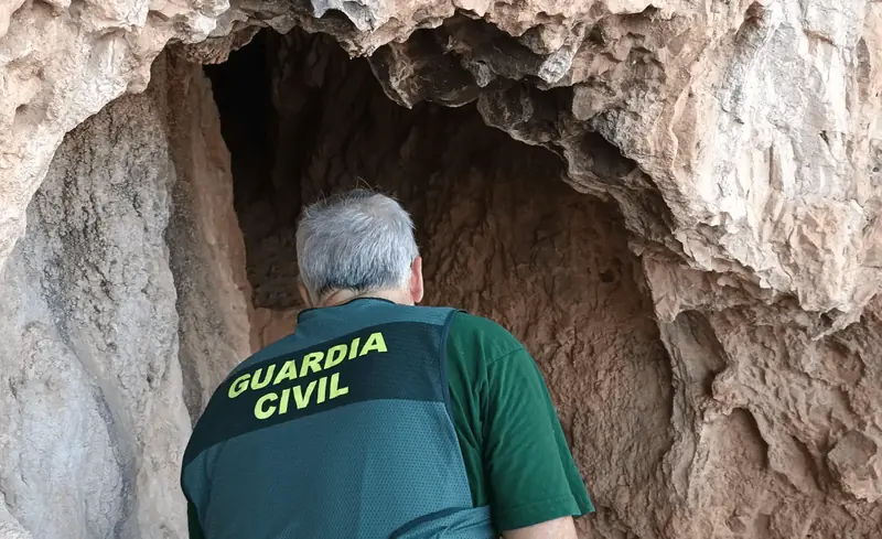 A tourist damaged a 6,000-year-old rock painting for the sake of a selfie.