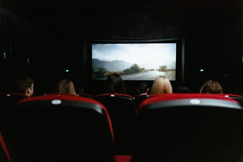 The Romance of the Last Row: Scientists Identify the Perfect Date Spot