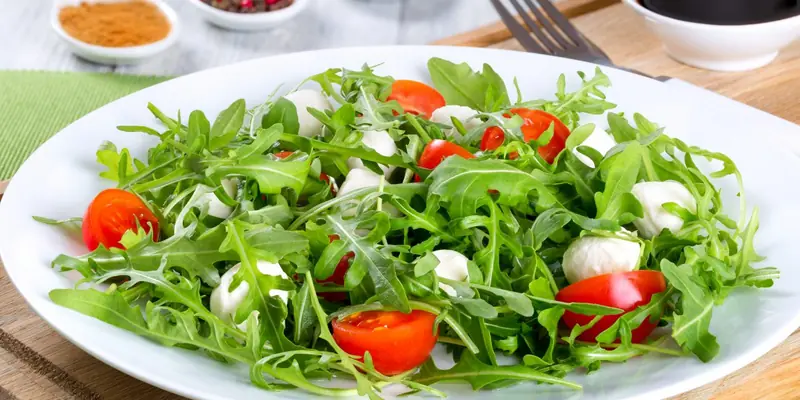 A useful recipe: arugula salad with a light dressing.