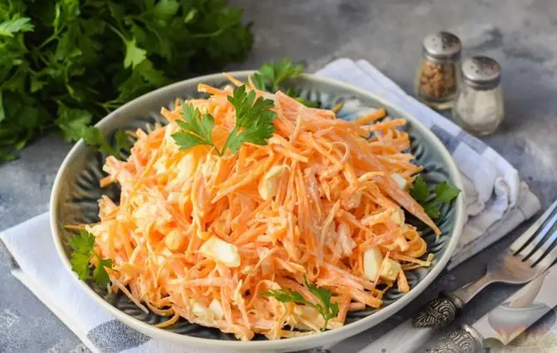 Pumpkin Salad: Recipe with Raw Flesh