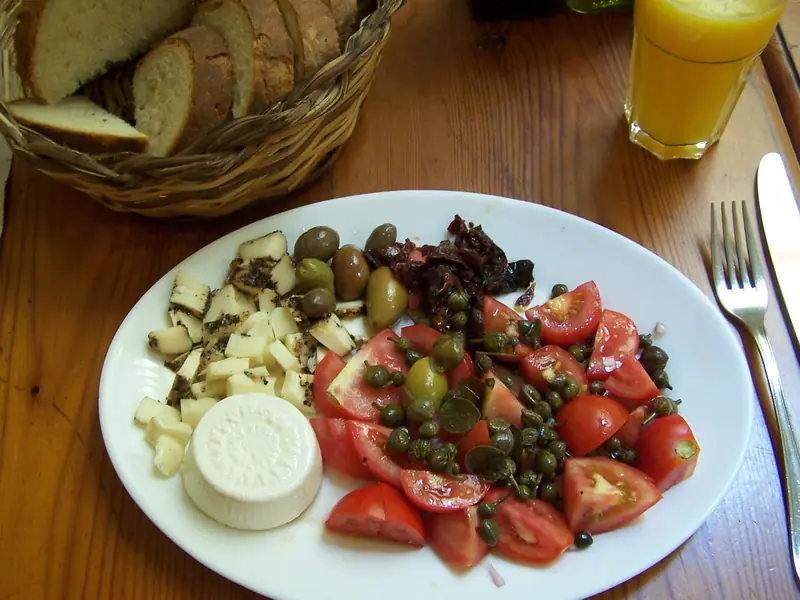 A tricky riddle: why are capers sold in narrow tiny jars?