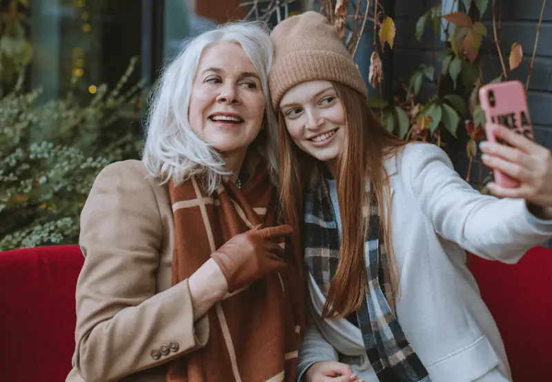 Not just narcissists: psychologists have discovered why people take selfies.