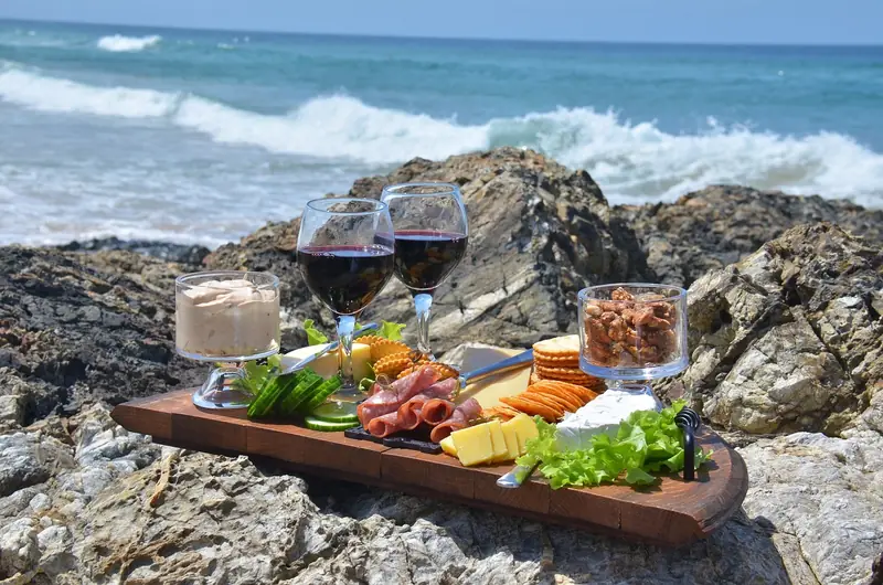 Spanish scientists have recognized that a glass of wine is beneficial for the heart. However, not everyone agrees with this.
