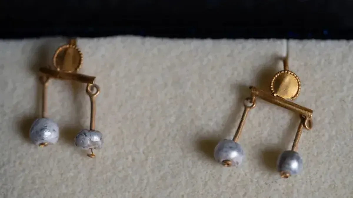 Such discoveries happen once in a hundred years: a luxurious private bath has been uncovered in Pompeii.