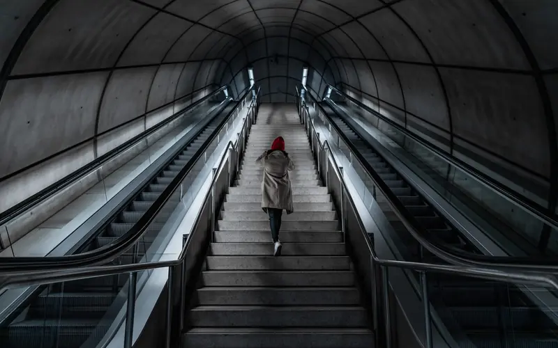 50 steps up: climbing stairs strengthens heart health.